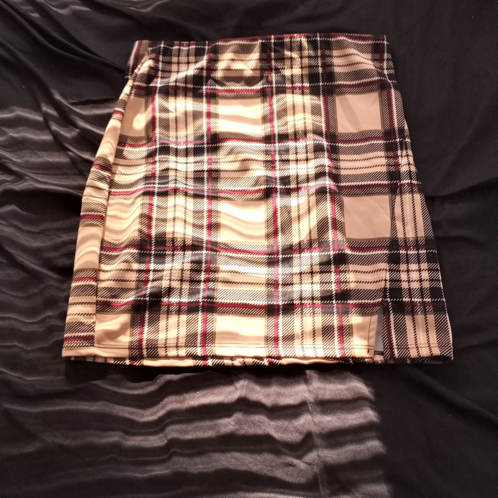 Womens skirt with slit